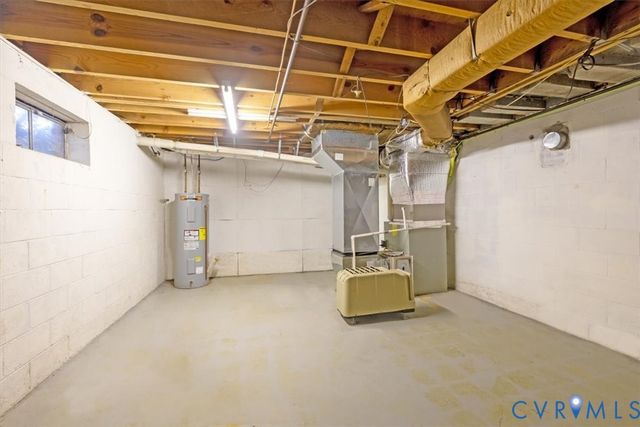 5 Cedaridge Rd, Richmond, VA 23229