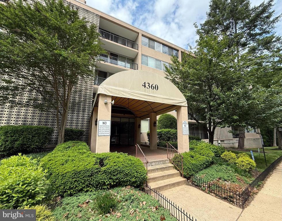 4360 IVYMOUNT CT #28, Annandale, VA 22003