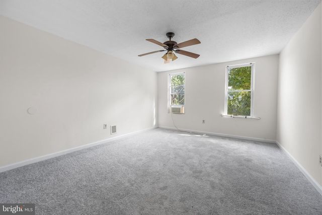 4 N POTOMAC ST, Baltimore, MD 21224