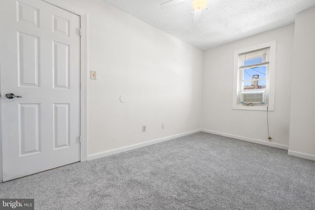 4 N POTOMAC ST, Baltimore, MD 21224