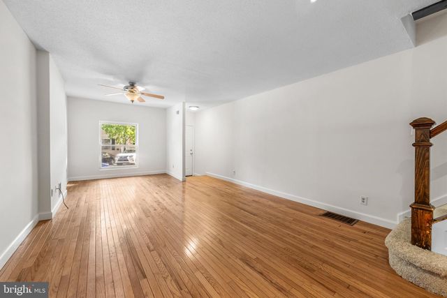 4 N POTOMAC ST, Baltimore, MD 21224