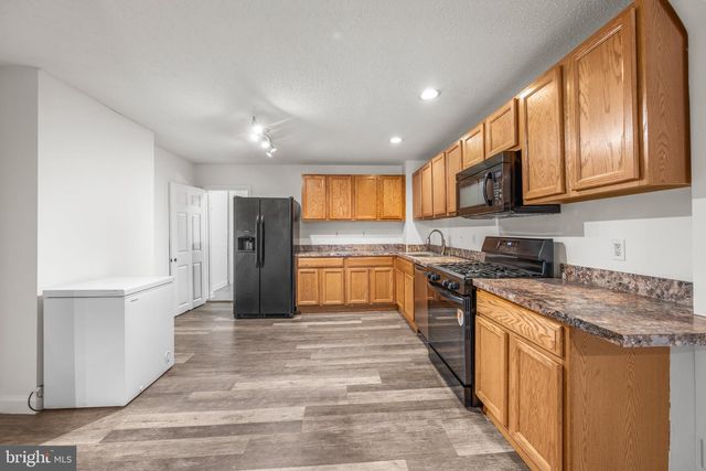 4 N POTOMAC ST, Baltimore, MD 21224