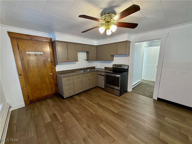 2036 Lark Street 1, Lakewood, OH 44107