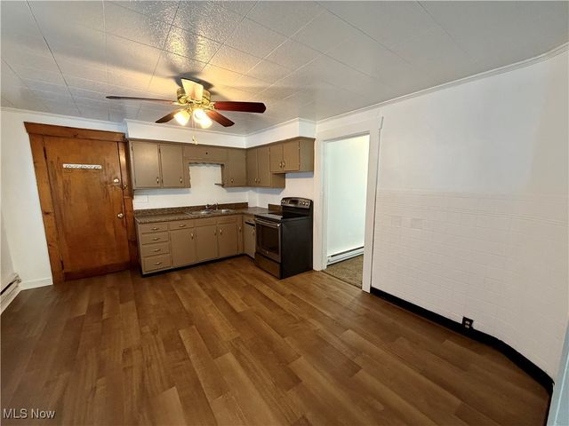 2036 Lark Street 1, Lakewood, OH 44107