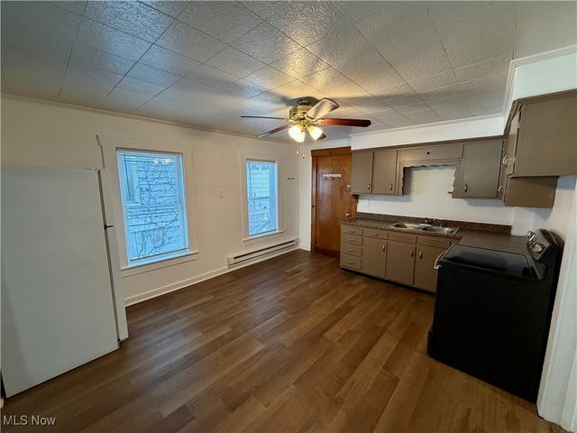 2036 Lark Street 1, Lakewood, OH 44107