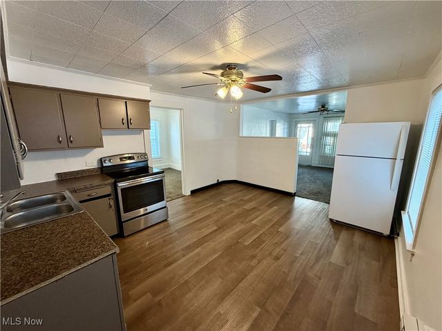 2036 Lark Street 1, Lakewood, OH 44107