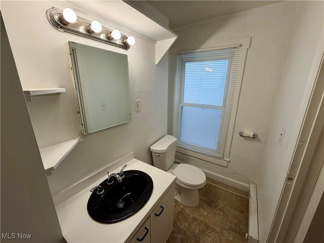 2036 Lark Street 1, Lakewood, OH 44107