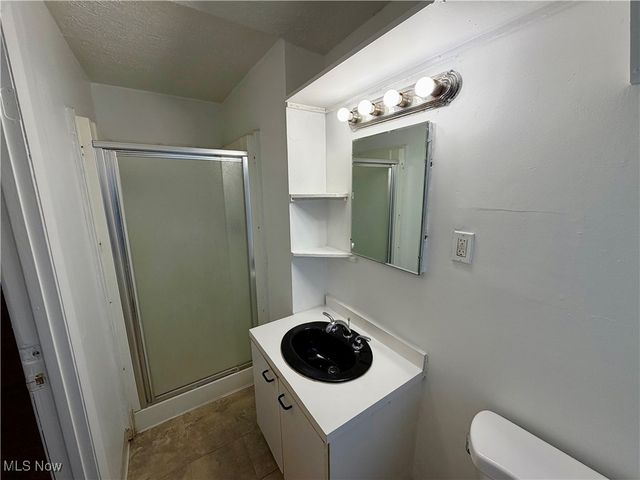 2036 Lark Street 1, Lakewood, OH 44107