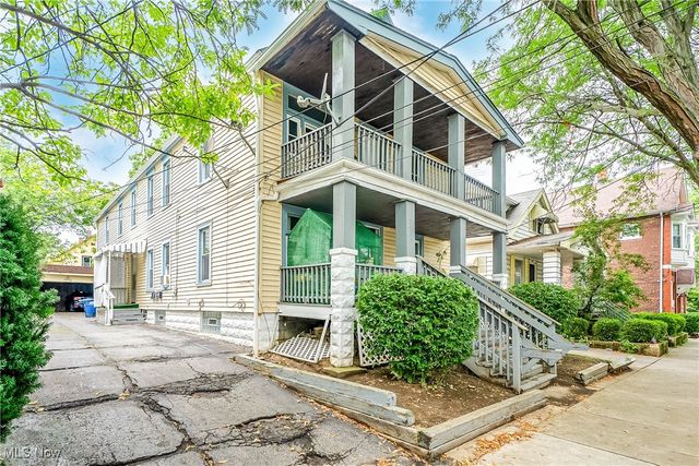 2036 Lark Street 1, Lakewood, OH 44107