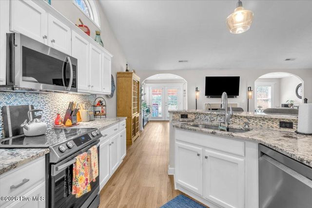 5940 Saltaire Village Court, Wilmington, NC 28412