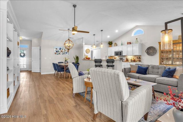 5940 Saltaire Village Court, Wilmington, NC 28412