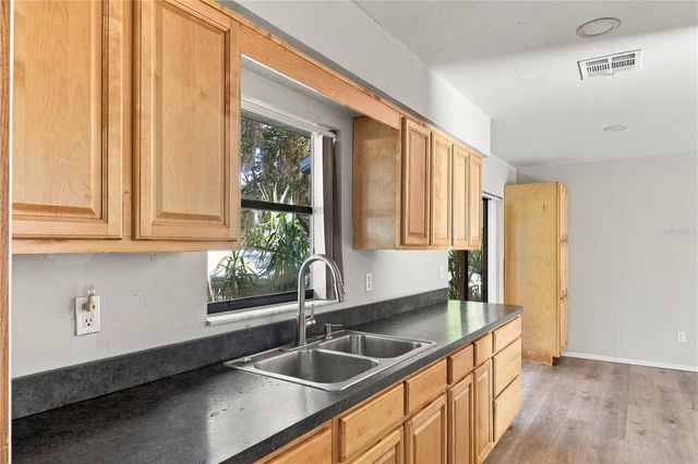11720 SE 129TH PLACE, Ocklawaha, FL 32179