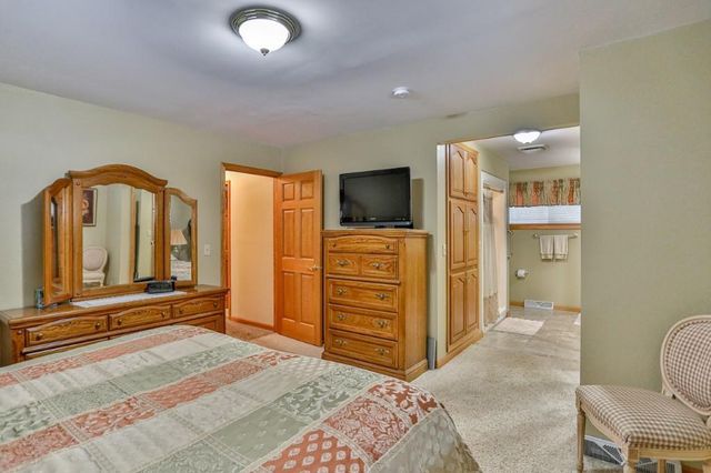 917 S 17TH AVENUE, Wausau, WI 54401