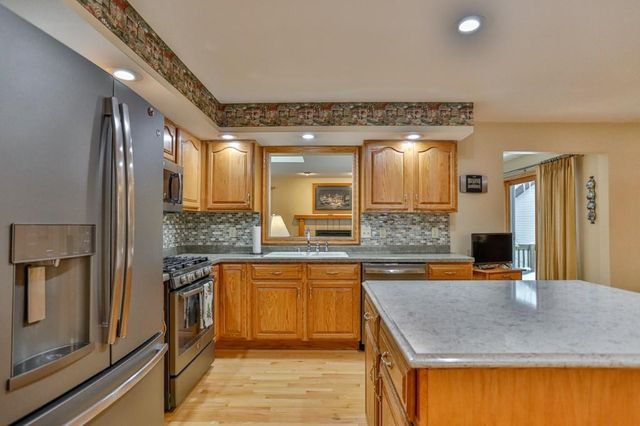 917 S 17TH AVENUE, Wausau, WI 54401