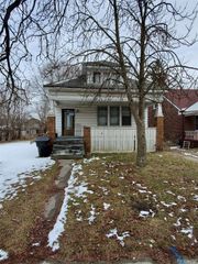 18430 Westphalia Street, Detroit, MI 48205