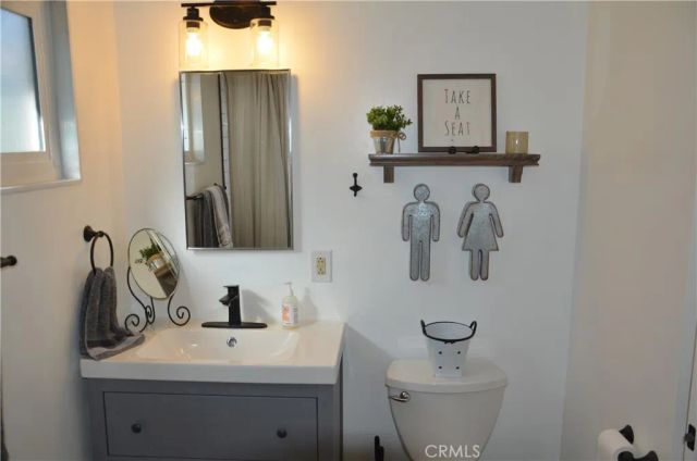 1943 Longview Drive, Corona, CA 92882