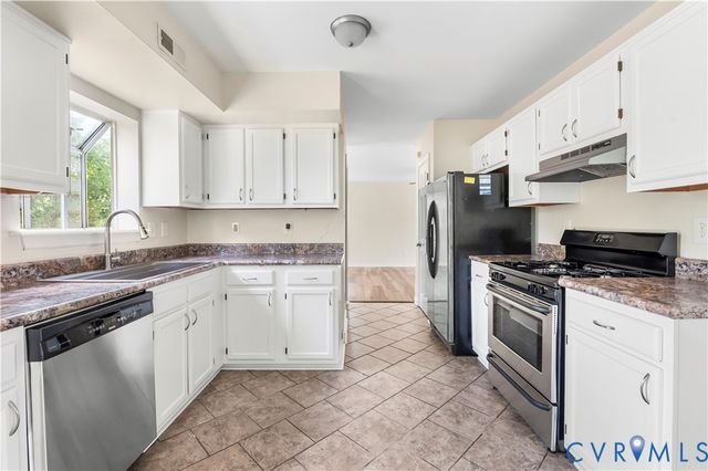 8520 Lansdowne Rd, Henrico, VA 23229