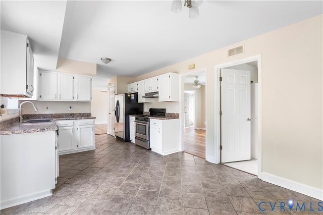 8520 Lansdowne Rd, Henrico, VA 23229