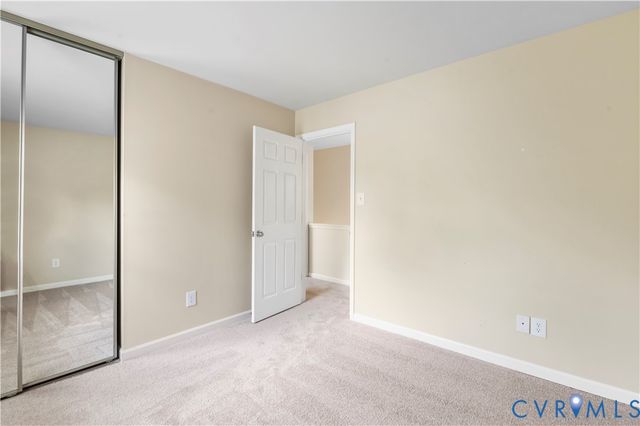 8520 Lansdowne Rd, Henrico, VA 23229