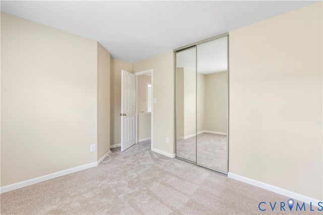8520 Lansdowne Rd, Henrico, VA 23229