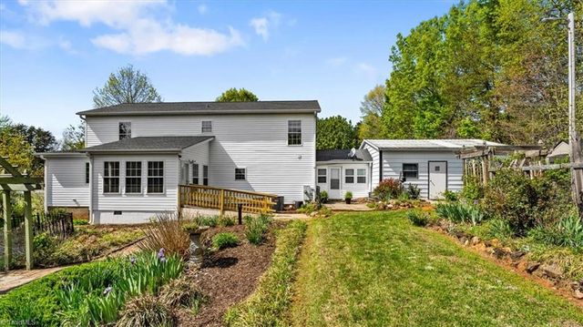 9825 Cherry Grove Road, Reidsville, NC 27320