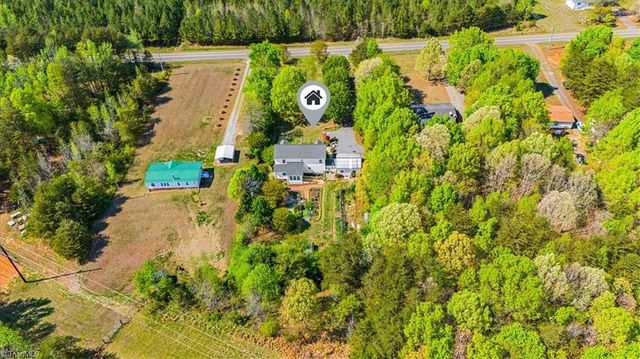 9825 Cherry Grove Road, Reidsville, NC 27320