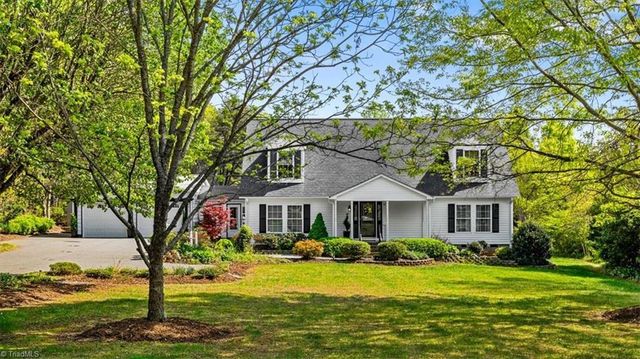 9825 Cherry Grove Road, Reidsville, NC 27320