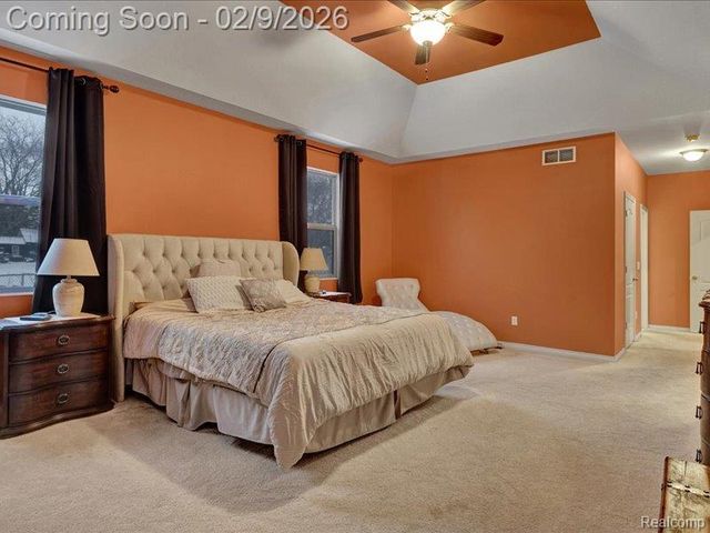 19201 N Grisham Drive E, Macomb Township, MI 48044