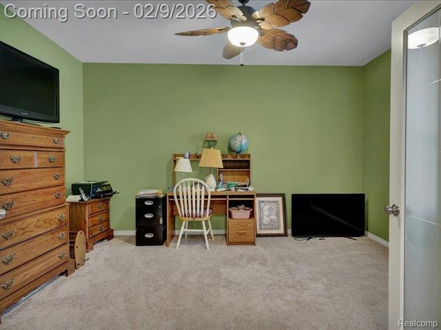 19201 N Grisham Drive E, Macomb Township, MI 48044