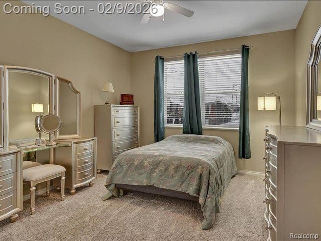 19201 N Grisham Drive E, Macomb Township, MI 48044