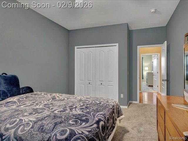 19201 N Grisham Drive E, Macomb Township, MI 48044