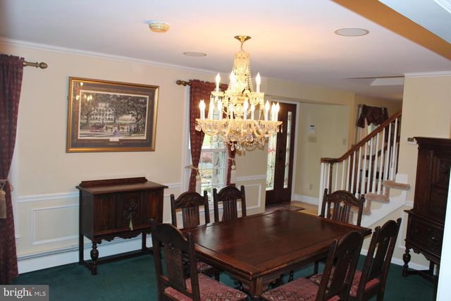 6 TIFFANY DR, Perkasie, PA 18944