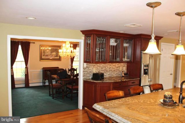 6 TIFFANY DR, Perkasie, PA 18944