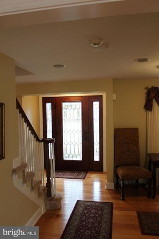 6 TIFFANY DR, Perkasie, PA 18944