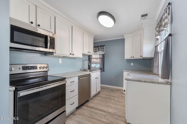 247 Chiswell Road, Schenectady, NY 12304