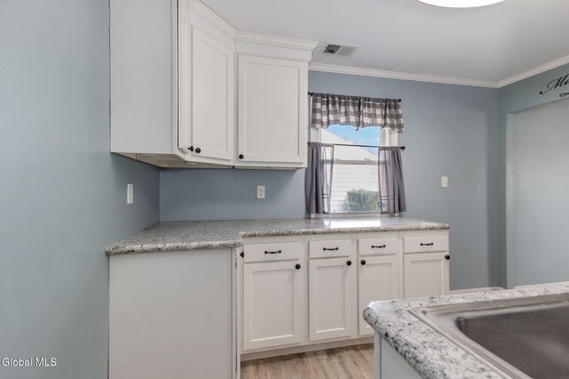 247 Chiswell Road, Schenectady, NY 12304