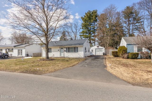 247 Chiswell Road, Schenectady, NY 12304