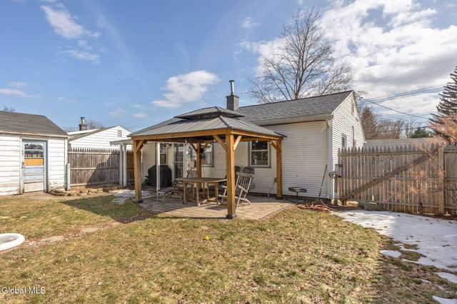 247 Chiswell Road, Schenectady, NY 12304