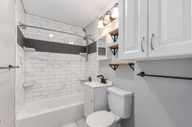 247 Chiswell Road, Schenectady, NY 12304