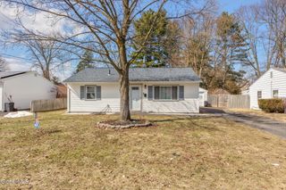 247 Chiswell Road, Schenectady, NY 12304