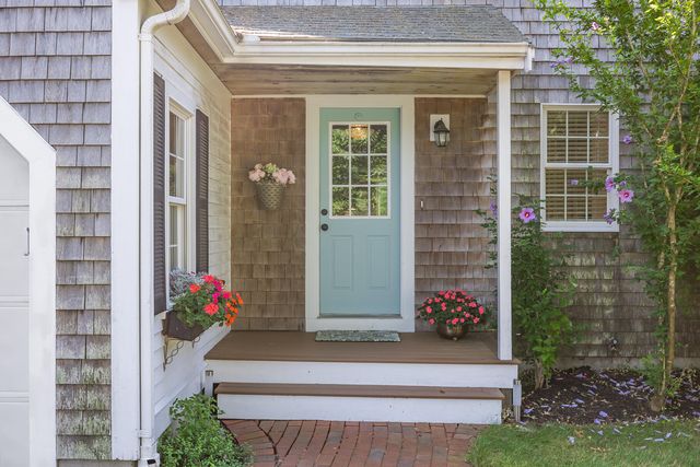 30 Fairview Lane, Plymouth, MA 02360