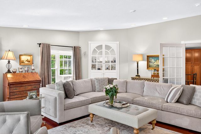 30 Fairview Lane, Plymouth, MA 02360