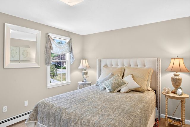 30 Fairview Lane, Plymouth, MA 02360