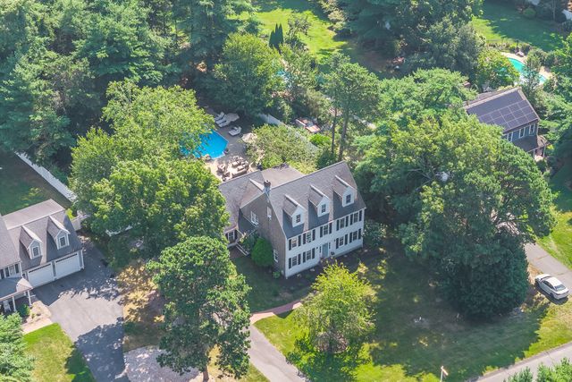 30 Fairview Lane, Plymouth, MA 02360