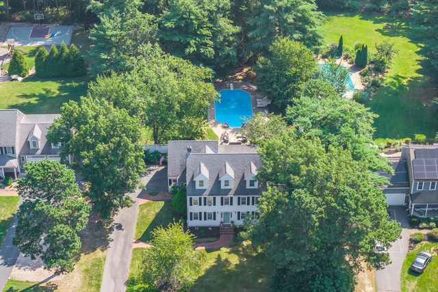 30 Fairview Lane, Plymouth, MA 02360