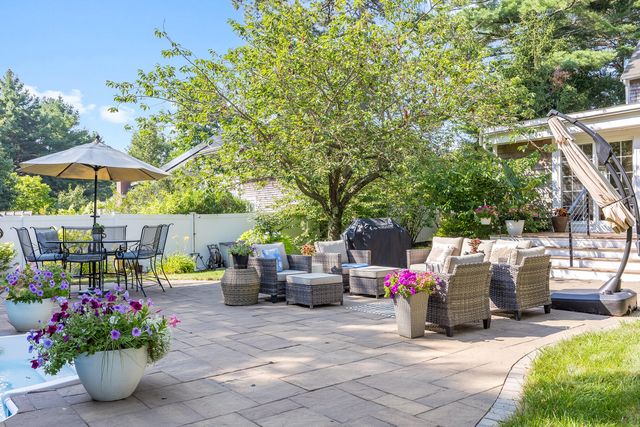 30 Fairview Lane, Plymouth, MA 02360
