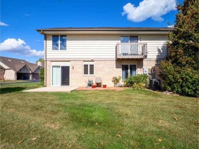 1362 W 94th Court, Crown Point, IN 46307