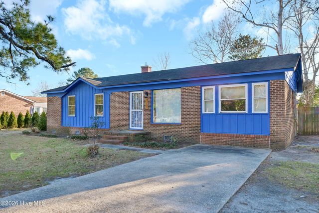 3533 Middle Sound Loop Road, Wilmington, NC 28411