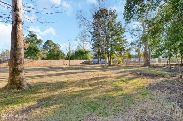3533 Middle Sound Loop Road, Wilmington, NC 28411
