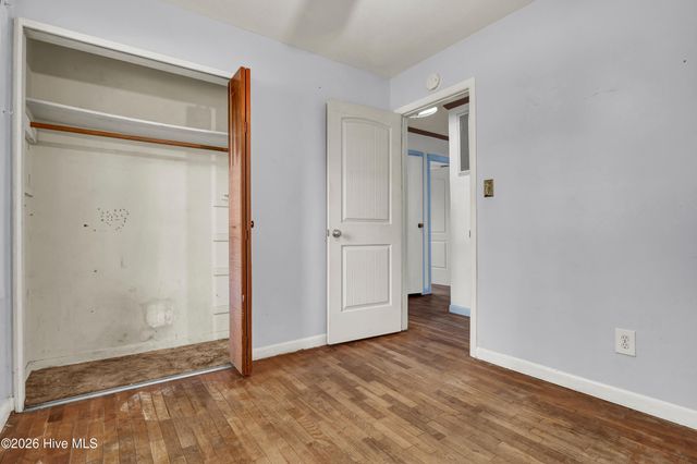 3533 Middle Sound Loop Road, Wilmington, NC 28411